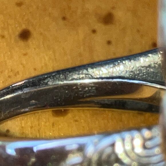 Natural White Buffalo Sterling Silver Artistic Cocktail Ring Size 6 - Picture 6 of 9